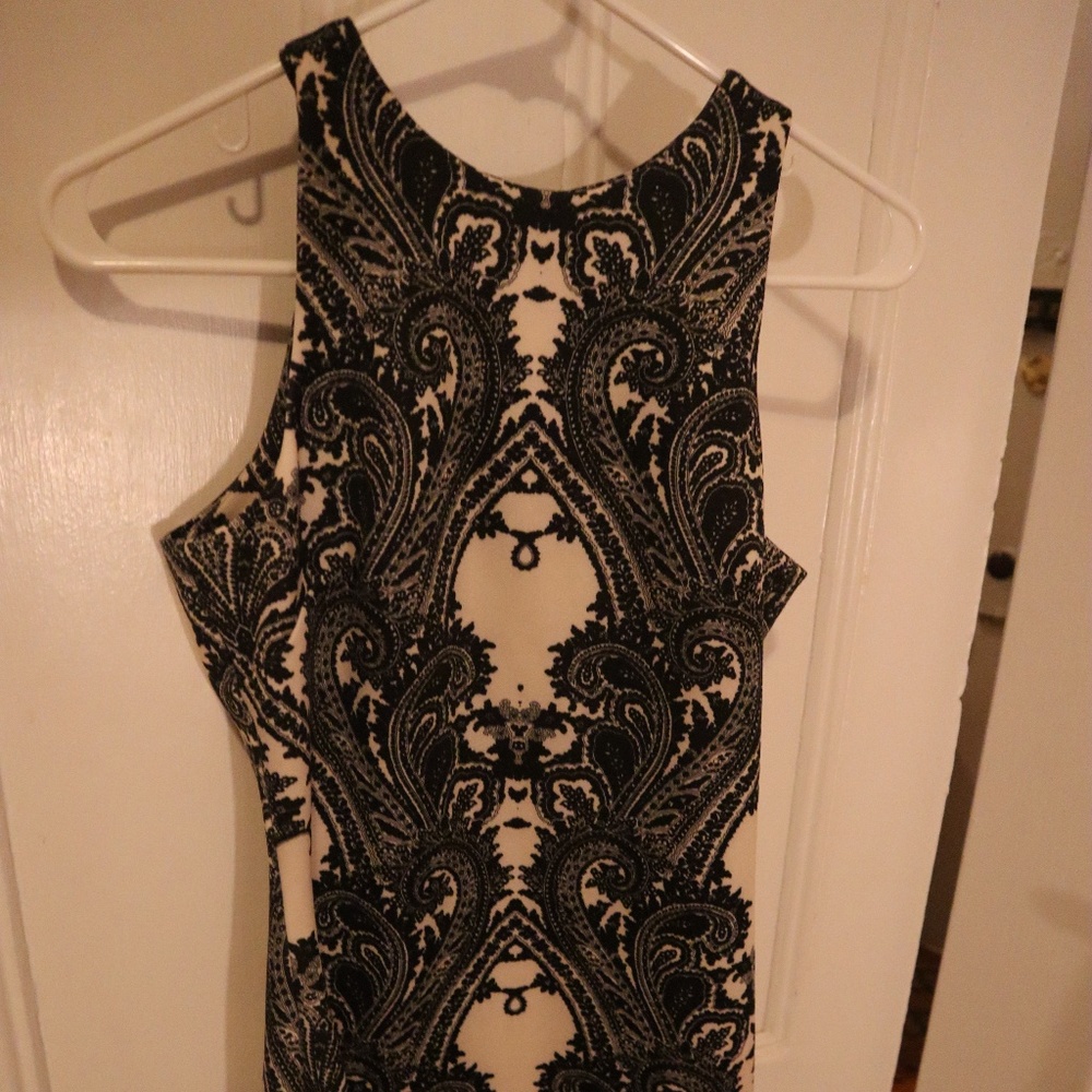 Black & white paisley bodycon dress